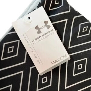 ✨ Under Armour Multi-Use Accessory, Breastfeeding Cover